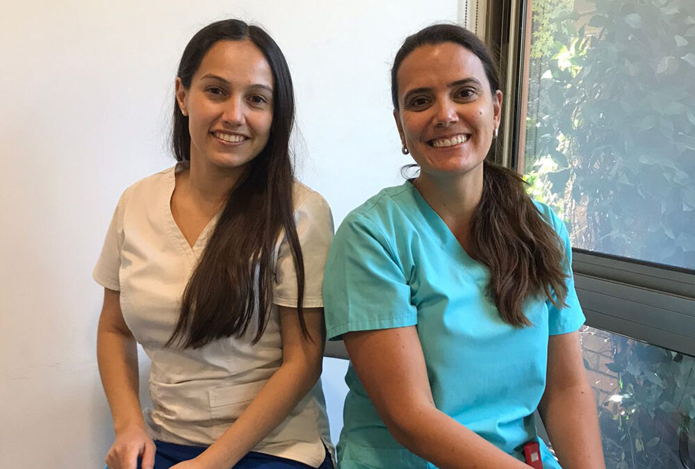 Dr. Ljubitza Derpich, Radiologist at the Catholic University and Dr. Carolina Contreras (radiologist at COSS)